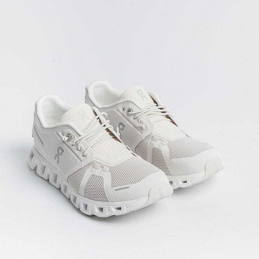 Online ON - Collezione Donna On Running - Sneakers Cloud 5 - 5998773 Pearl White